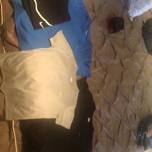 Nike bundle 3 tops/ 1 shorts